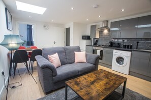 Leilighet, privat bad | Lounge