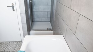 Unclassified image, 3 of 24, button - Short Stay Bristol - Two Mile Hill Apartment (Bristol)