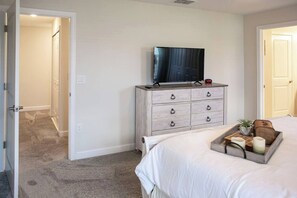 Desk, iron/ironing board, travel cot, WiFi