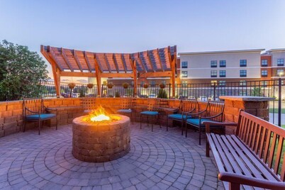 King Suite | Free Breakfast, Indoor Pool