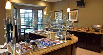 King Suite | Free Daily Breakfast and Parking