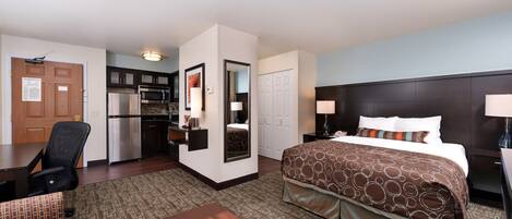 Caixa forta a l'habitació, planxa i posts de planxar i wifi gratuïta