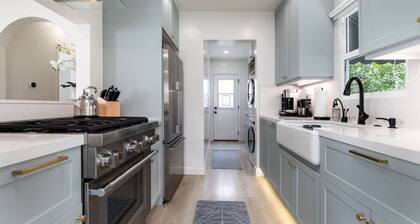 World Cup, Manhattan Beach, 1 Block to the Beach