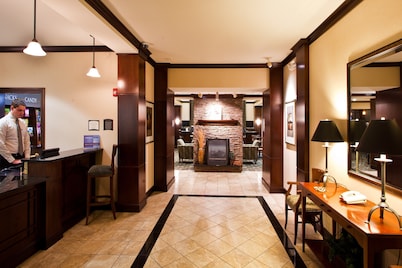 1 Bedroom | Free Breakfast.