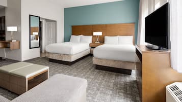 Safe på rommet, strykejern/-brett, wi-fi (inkludert) og sengetøy