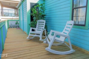 Terrace/patio - Caribbean Vibes House (South Padre Island)