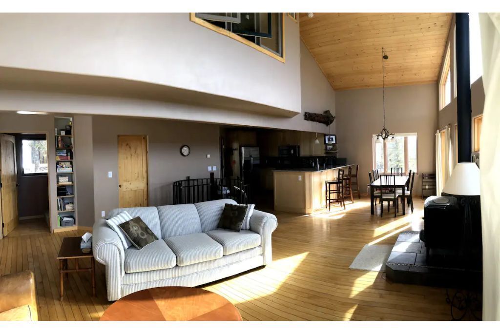 Gemini Getaway-European Style Retreat!