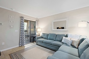 TV - Sands Village A3D - Coligny Square Location (Hilton Head Island)