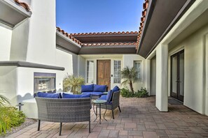 Terrace/patio - Pool + Furnished Patio: La Quinta Getaway! (La Quinta)