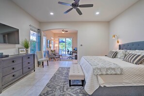 3 Schlafzimmer, Schreibtisch, Bügeleisen/Bügelbrett, Reisekinderbett