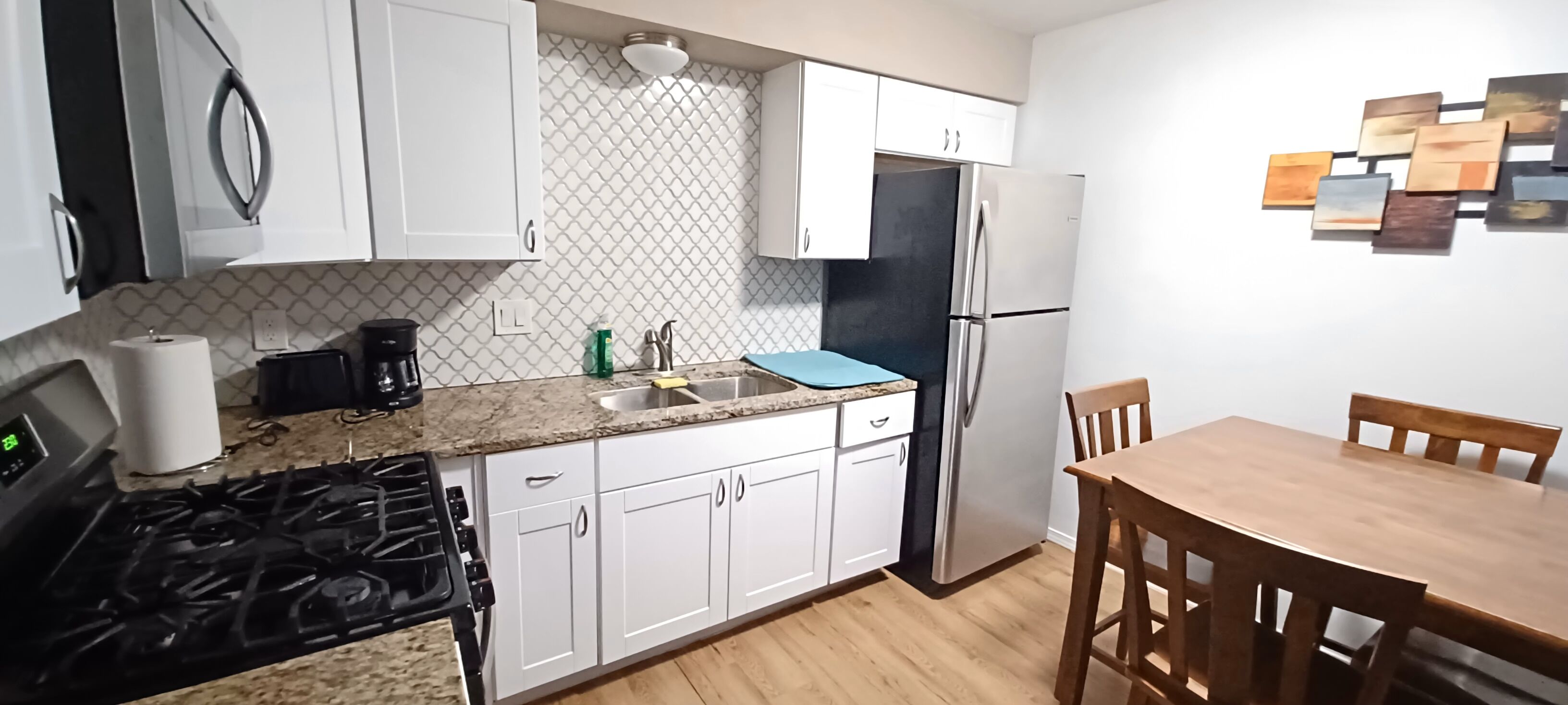 Central 2 br unit close to UNM/Airport/I-25/CNM/Hospitals