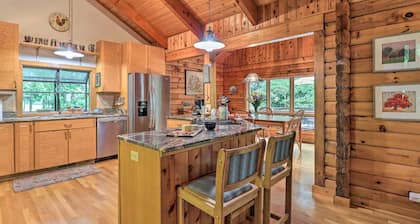 'Cold Mountain Reflections' Cabin w/ Game Room!