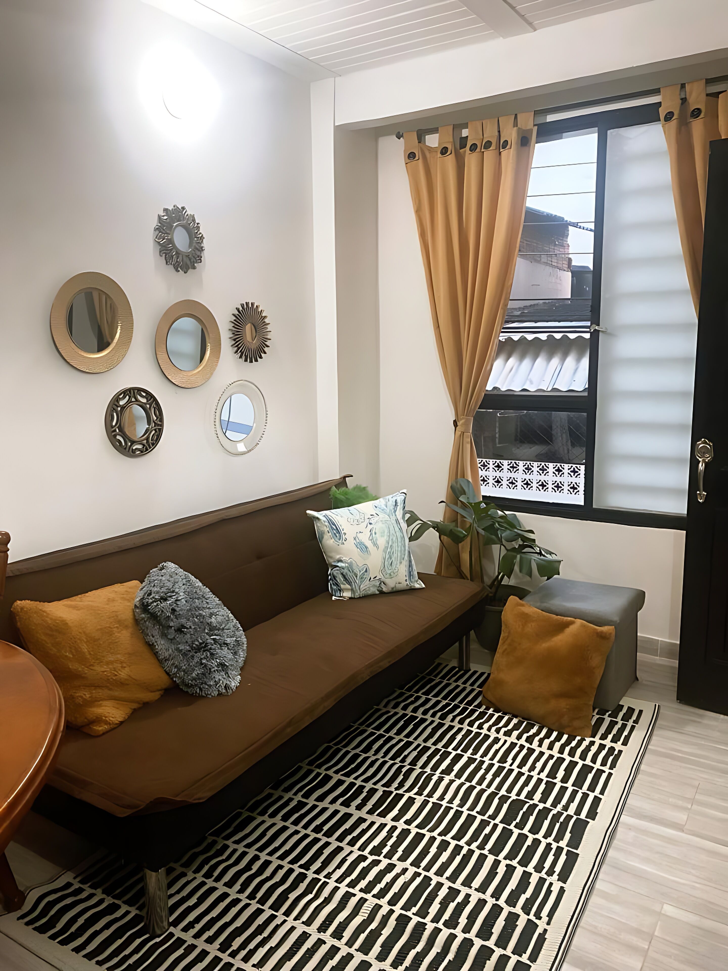 Bora, Your space Away from Home. Apt 2