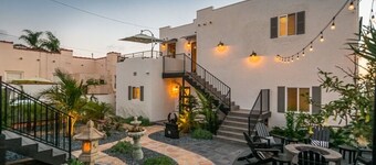 Spectacular WaterView-New Penthouse Villa private hottub deck fire pit table bbq