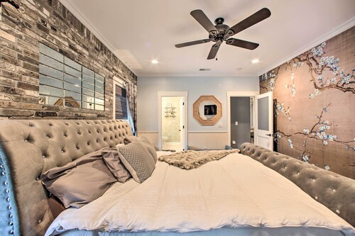 2 Mi to Downtown: Luxe Greenville Retreat!