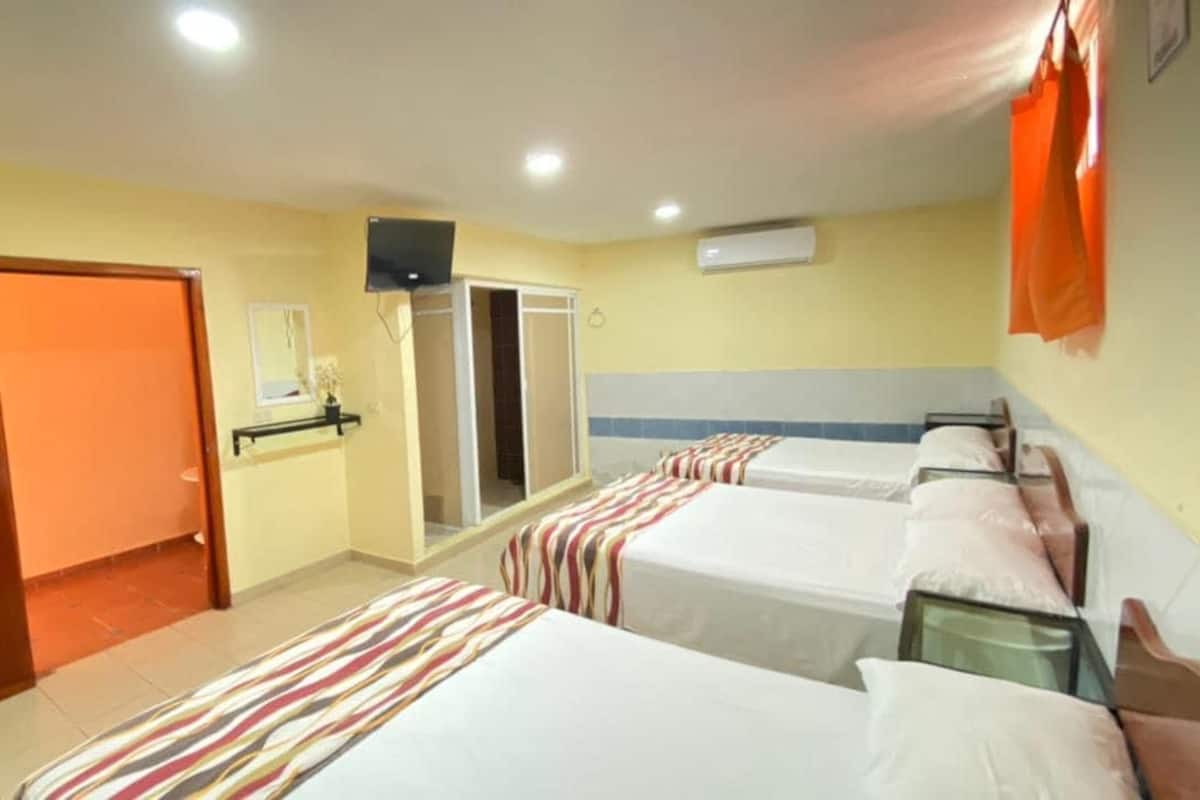 Classic Triple Room | Free WiFi