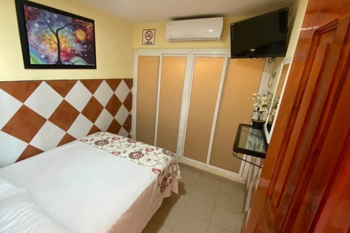 Classic Room | Free WiFi
