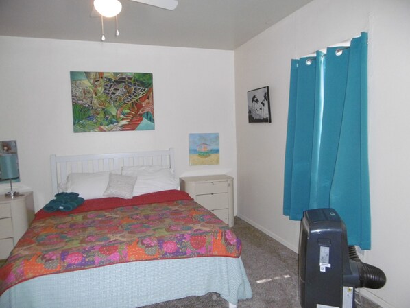 1 habitación, escritorio, wifi gratis y ropa de cama 