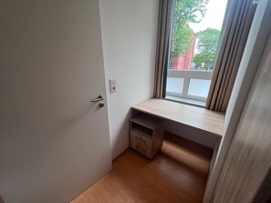 Unclassified image, 4 of 33, button - Nordland Appartments - Apartment Sylt - Directly by the sea, you can't get any closer! - (Wyk auf Föhr)