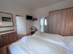 3 chambres, bureau, Wi-Fi, draps fournis