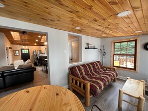 صورة غير مصنفة، 4 من 27، زرّ