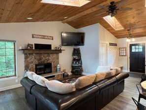 صورة غير مصنفة، 5 من 27، زرّ