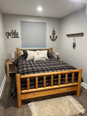 3 bedrooms, iron/ironing board, free WiFi, bed sheets - Lost in the Woods Lodge (Saint Germain)