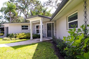 Exterior - Shanti Nivas 'Peaceful Abode' Sarasota Calling (Sarasota)