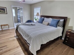 3 bedrooms, iron/ironing board, travel crib, free WiFi