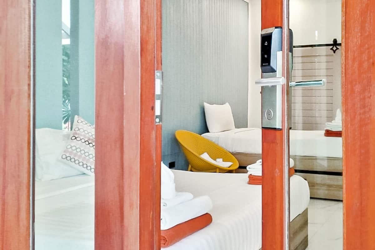Suite, jet tub | Brankas, dilengkapi dengan perabotan berbeda-beda, dan Wi-Fi gratis
