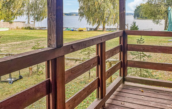 Property grounds - Nice home in Biskupiec with kitchen (Biskupiec)