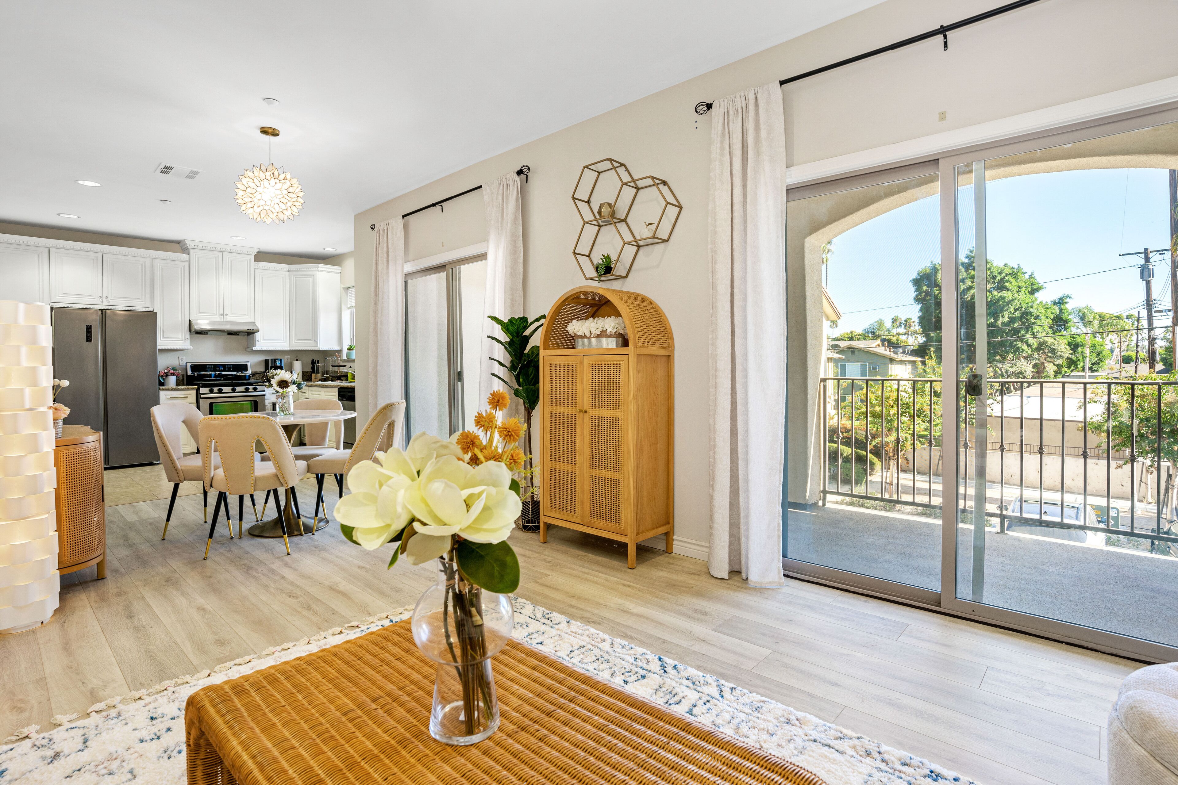 Designer House near Disney Beaches Fullerton Anaheim