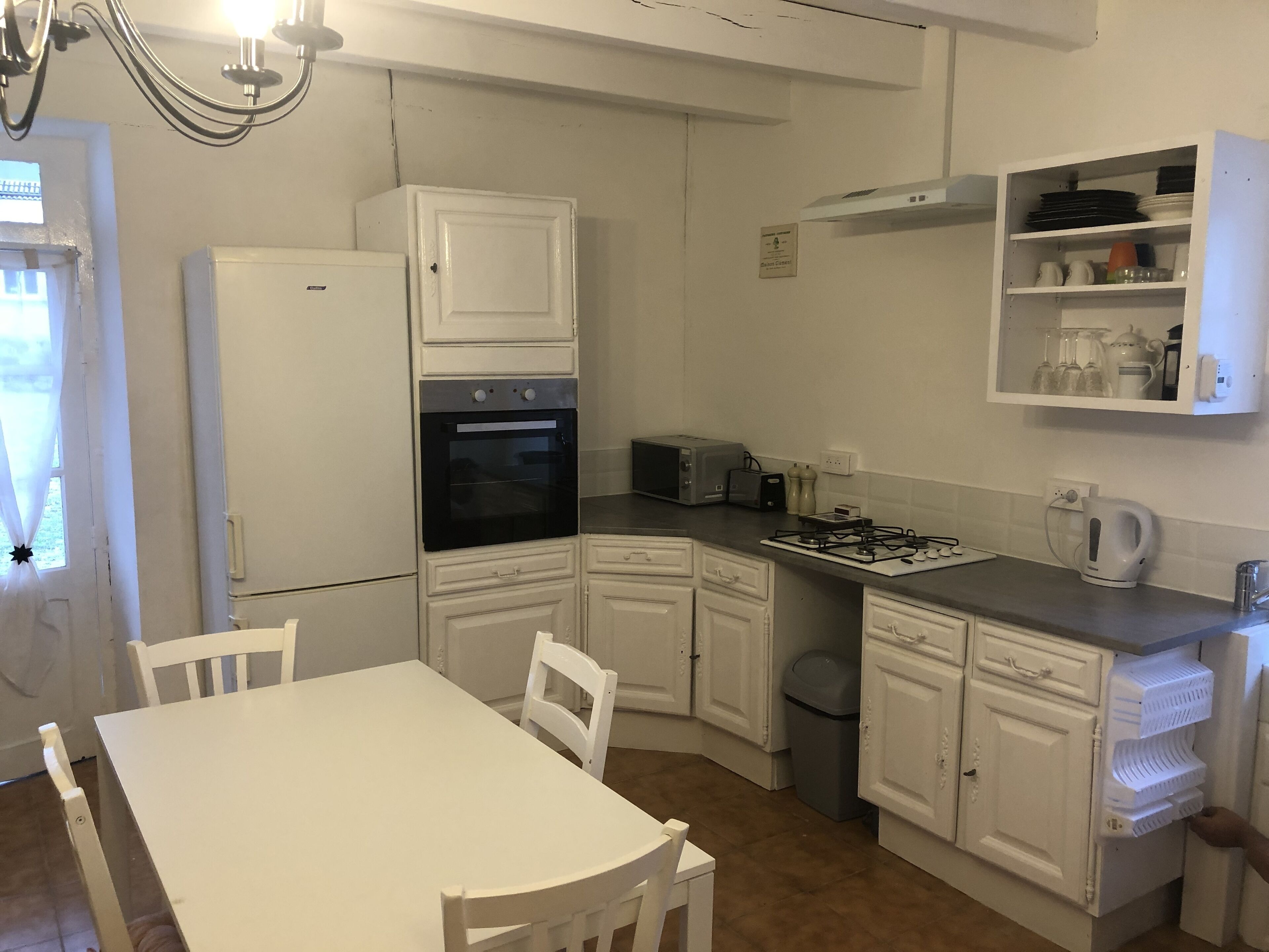 Pretty cosy Cottage sleeps 4 in Oradour Fanais,