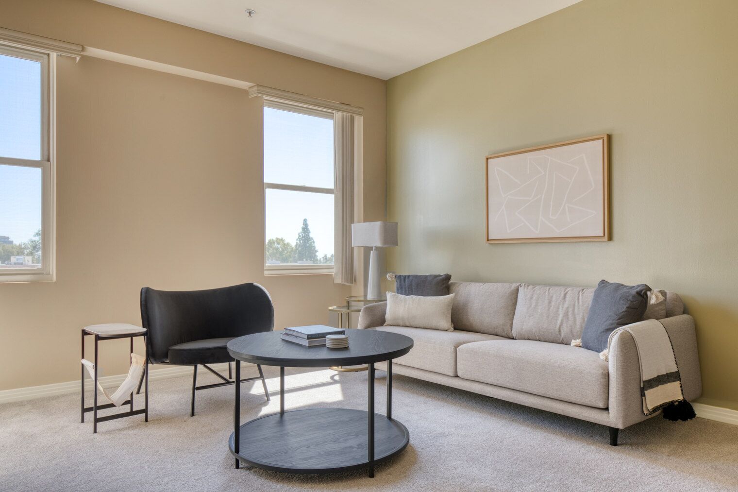 Charming Pasadena 1BR w/ Gym & Pool, nr Colorado Ave, by Blueground