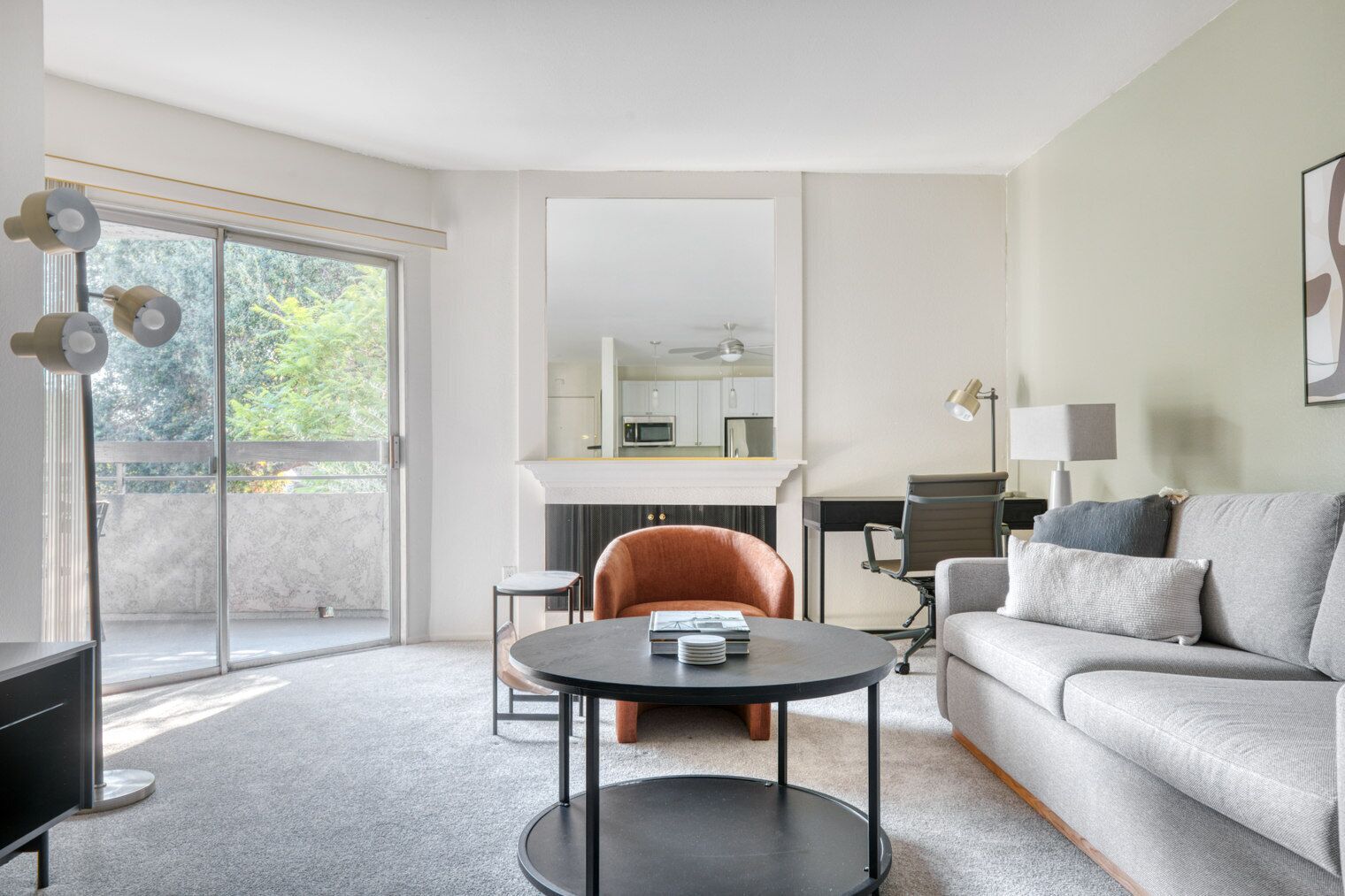 Télévision, chaîne hi-fi