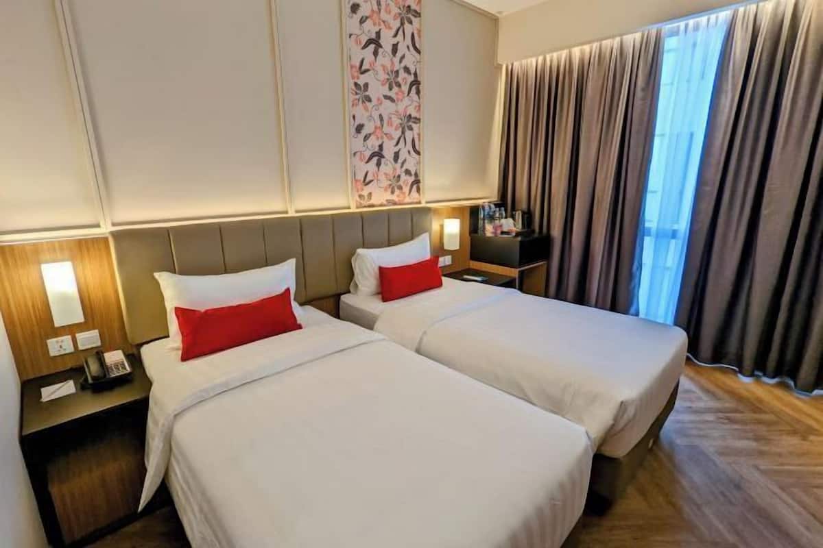 1 bedroom, minibar, in-room safe, desk