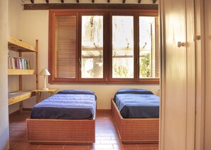 4 bedrooms