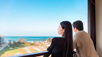 Premier Suite, Balcony | Beach/ocean view
