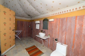 Luxury Room | Bathroom - Raisar Camp (Bikaner)