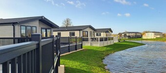 Platinum 4 berth Lodge