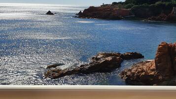 Vue depuis lâhĂ©bergement