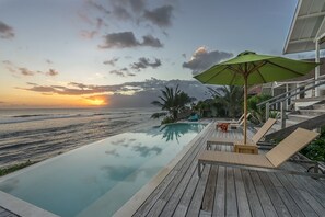 Outdoor pool - Purist Beach (Klungkung Regency)