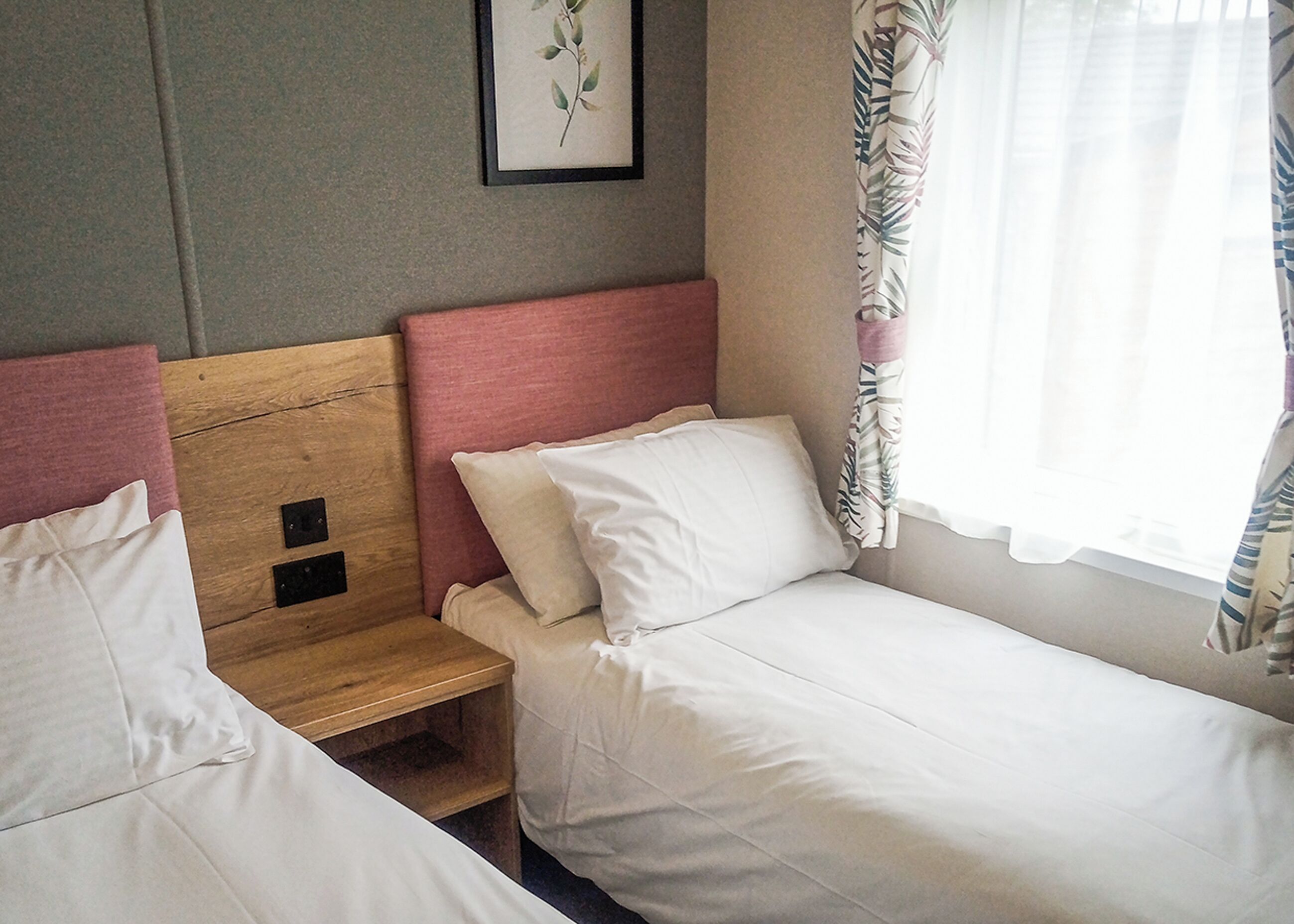 4 bedrooms, WiFi (free)