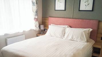 4 bedrooms, free WiFi