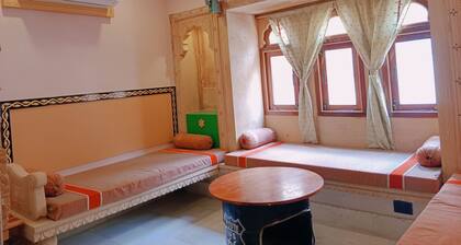 Enchanting 500 year's Haveli for stay, near Jaisalmer Fort.