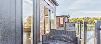 Lakeside Retreat VIP