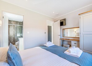 3 bedrooms, Internet