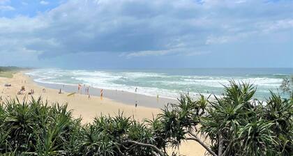 Modern pet friendly beach home