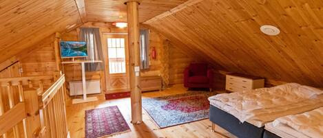 2 quartos, escrivaninha, acesso à internet