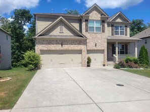 Exterior - Renovated, private, secure, clean and quiet 1 Bedroom Apt. (Atlanta)